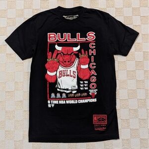 Mitchell & Ness Chicago Bulls Black Graphic Tee Size Small